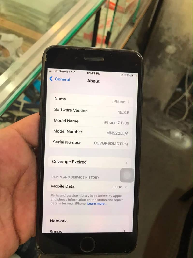 Apple iPhone 7 Plus 0