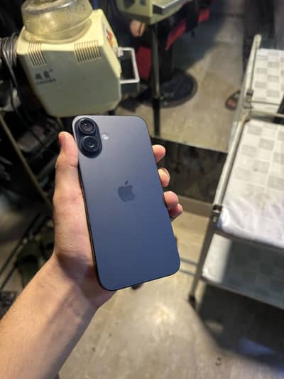 Apple iPhone 16 Plus
