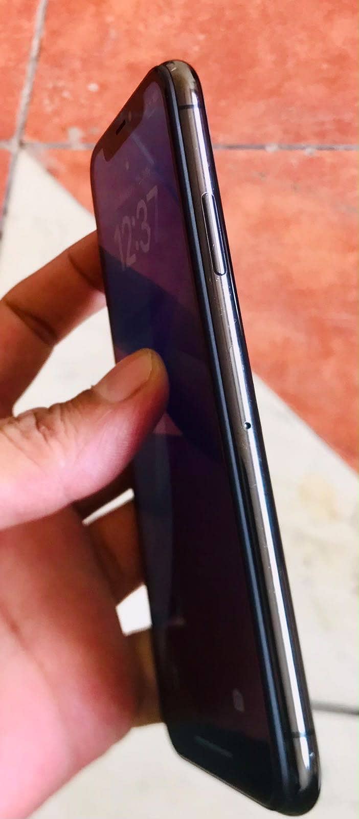 Apple iPhone XS 3