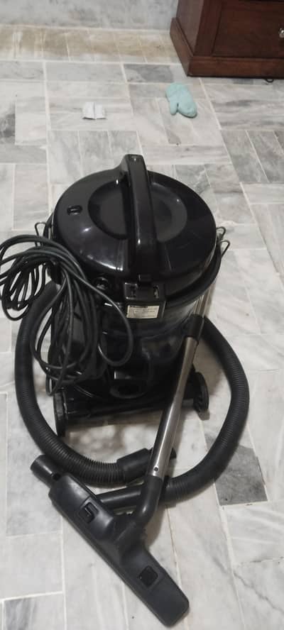 National Vaccum cleaner