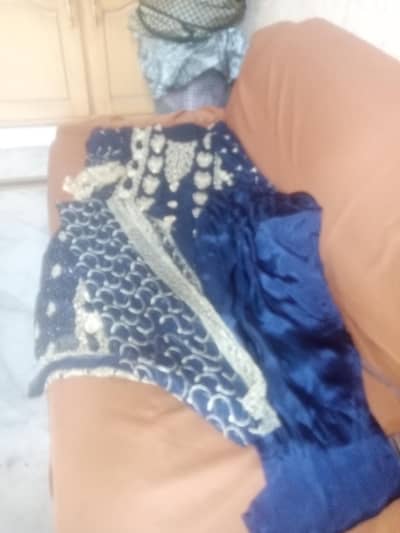 fancy 3 piece ladies suit only one time used. 03038851909