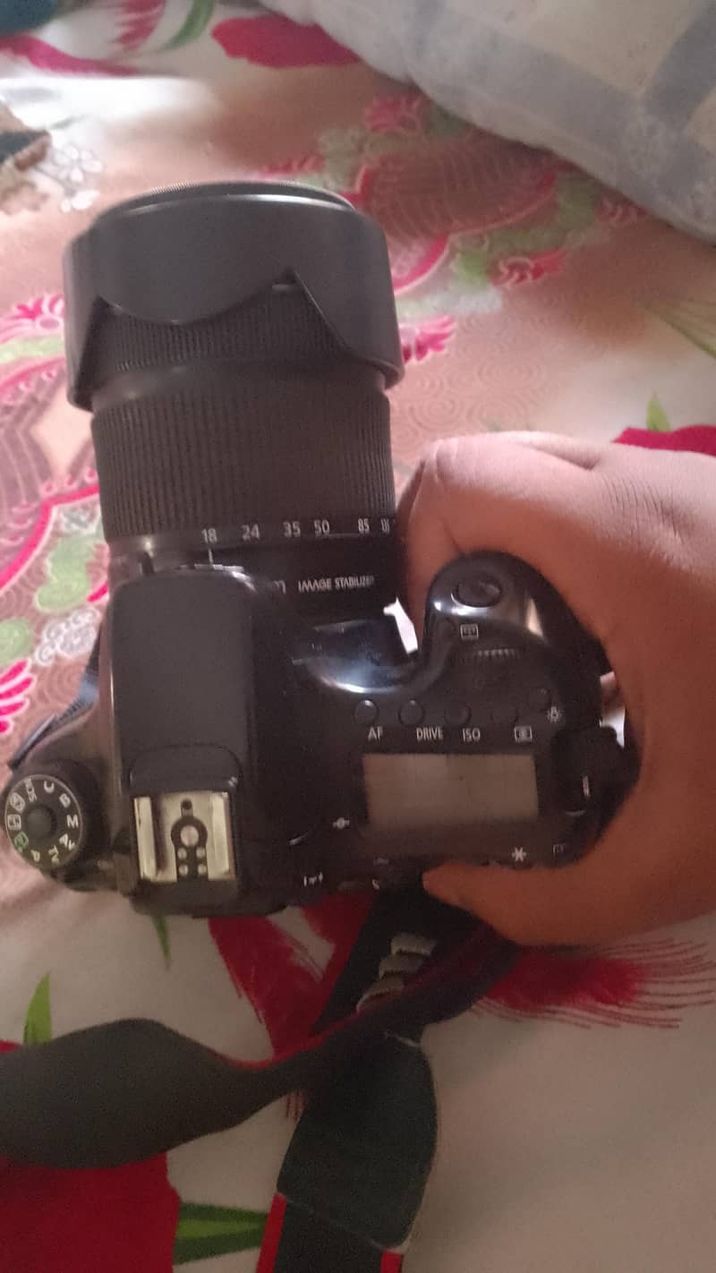 canon EOS 70D 2
