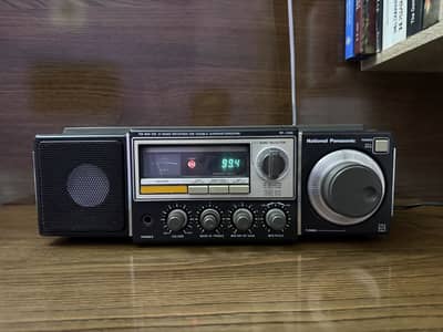 National Panasonic DR-31: 31 Bands Radio
