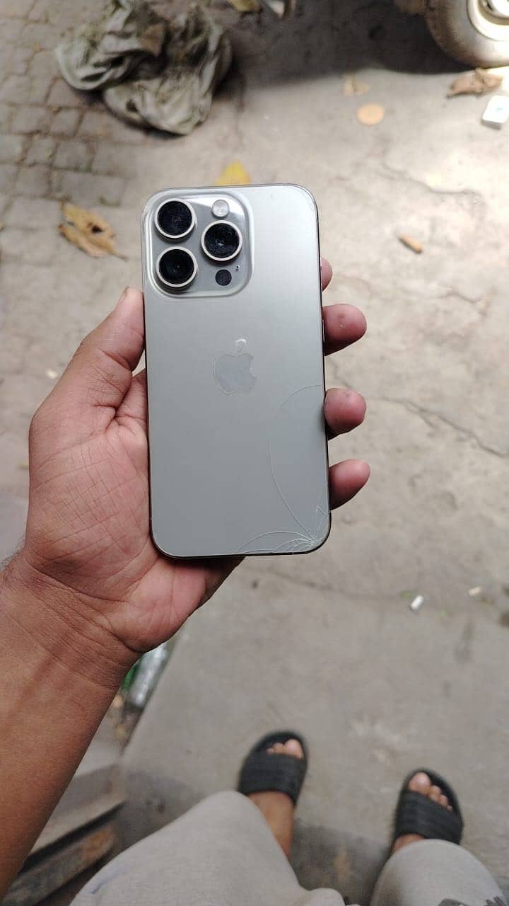 Iphone 15 pro 3