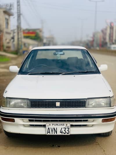 Toyota Corolla se saloon
