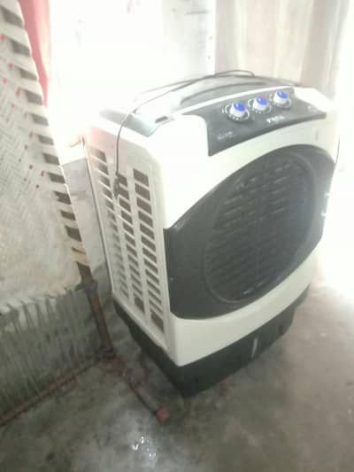 urgent sale in cheep price  03079652852 call
