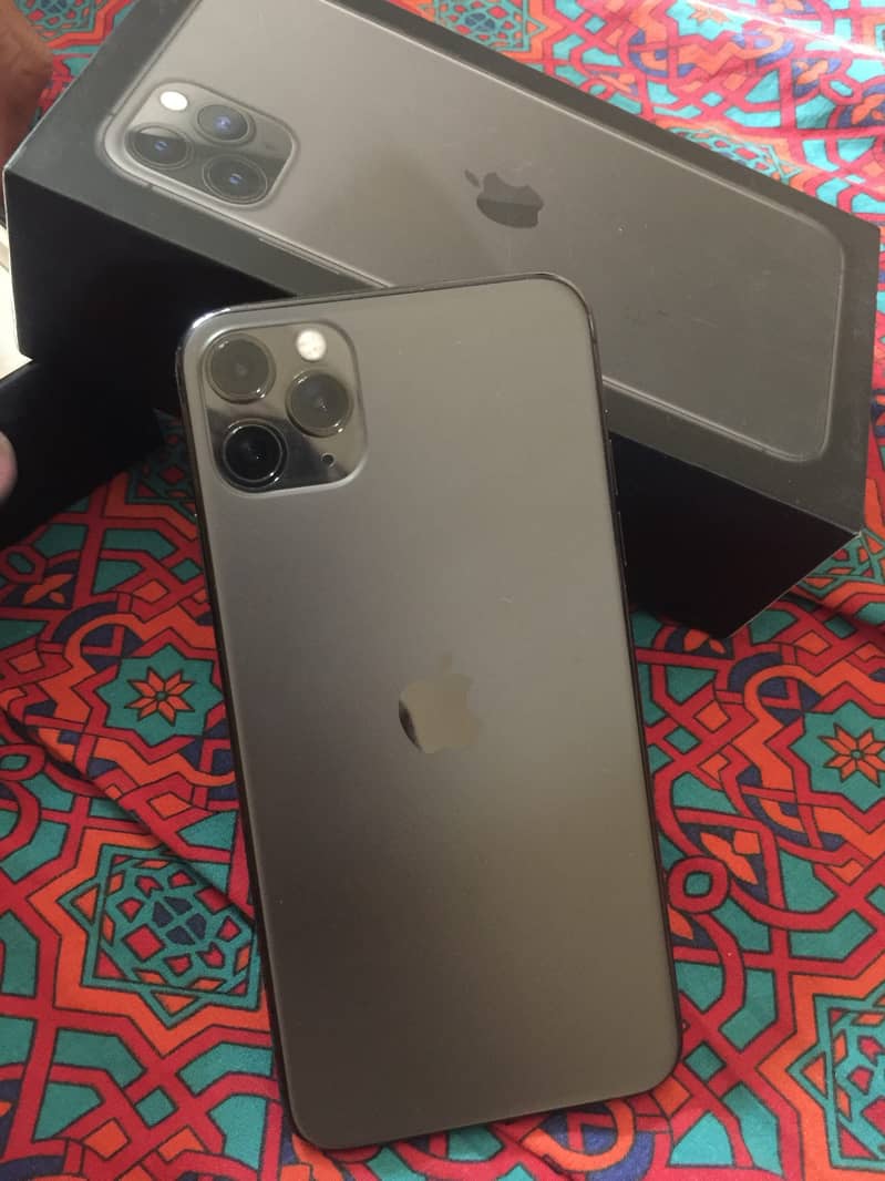 Apple iPhone 11 pro max 0