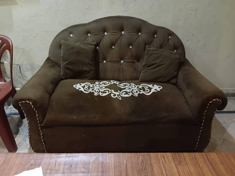 solid wood sofa needs poshish 0