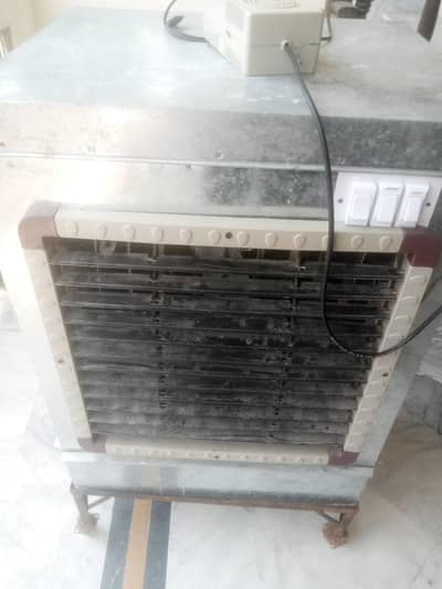 D. C room cooler in excellent condition for sale. 03038851909