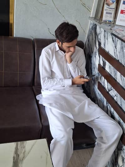 sofa for sale ( saath me mera dost free )