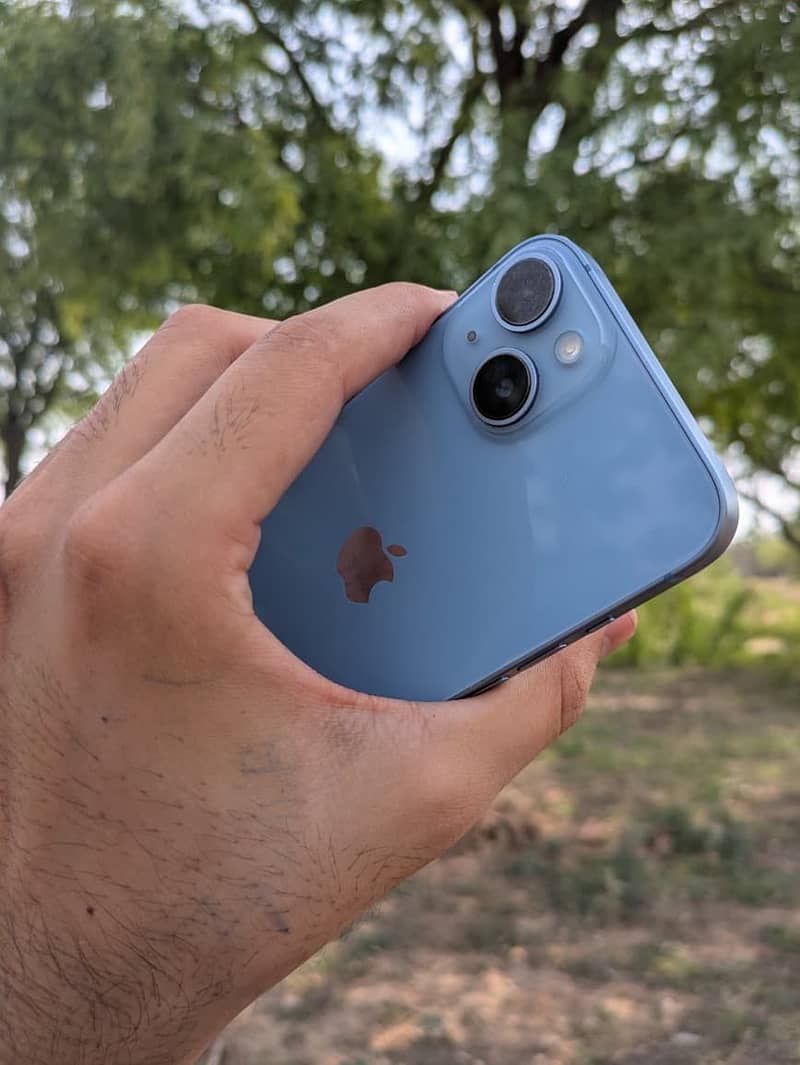 Apple iPhone 14 2