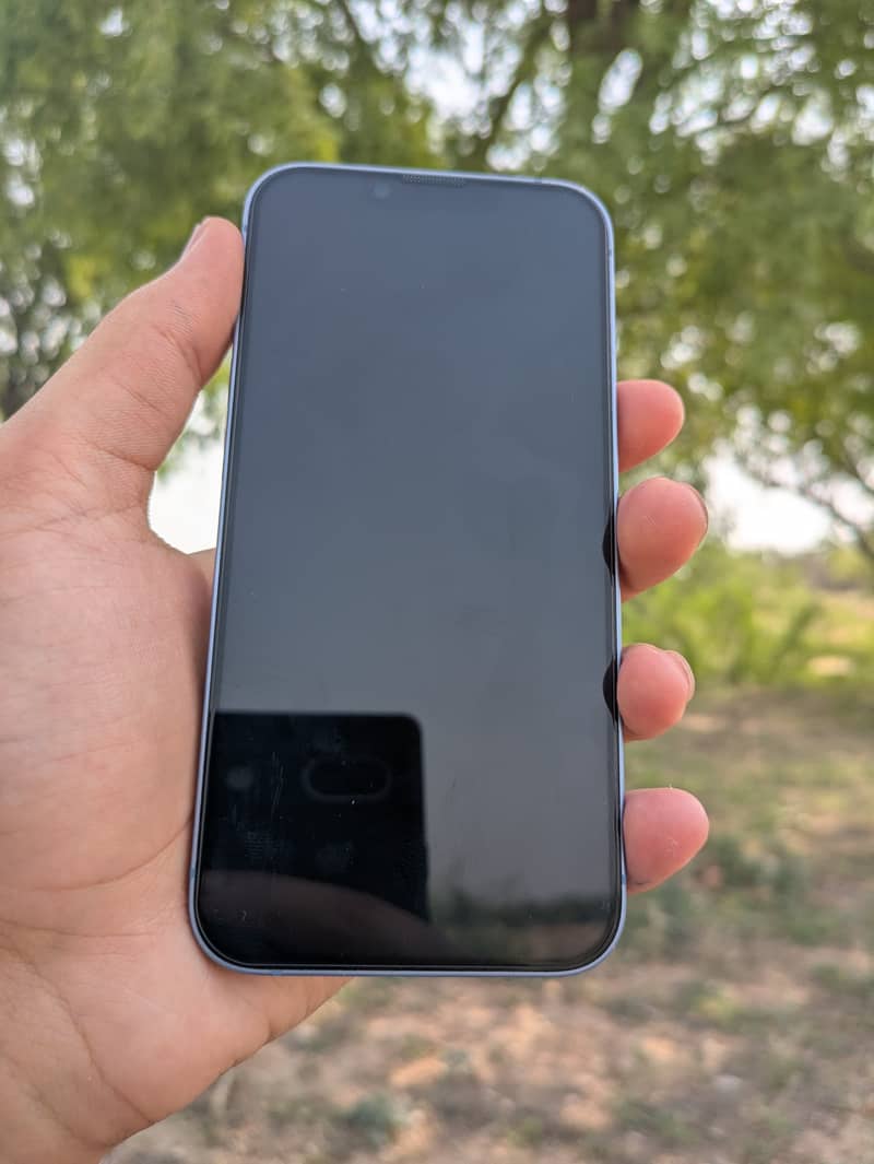 Apple iPhone 14 3