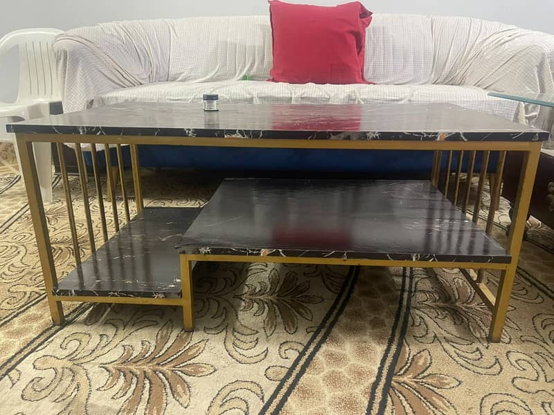 Centre table 0