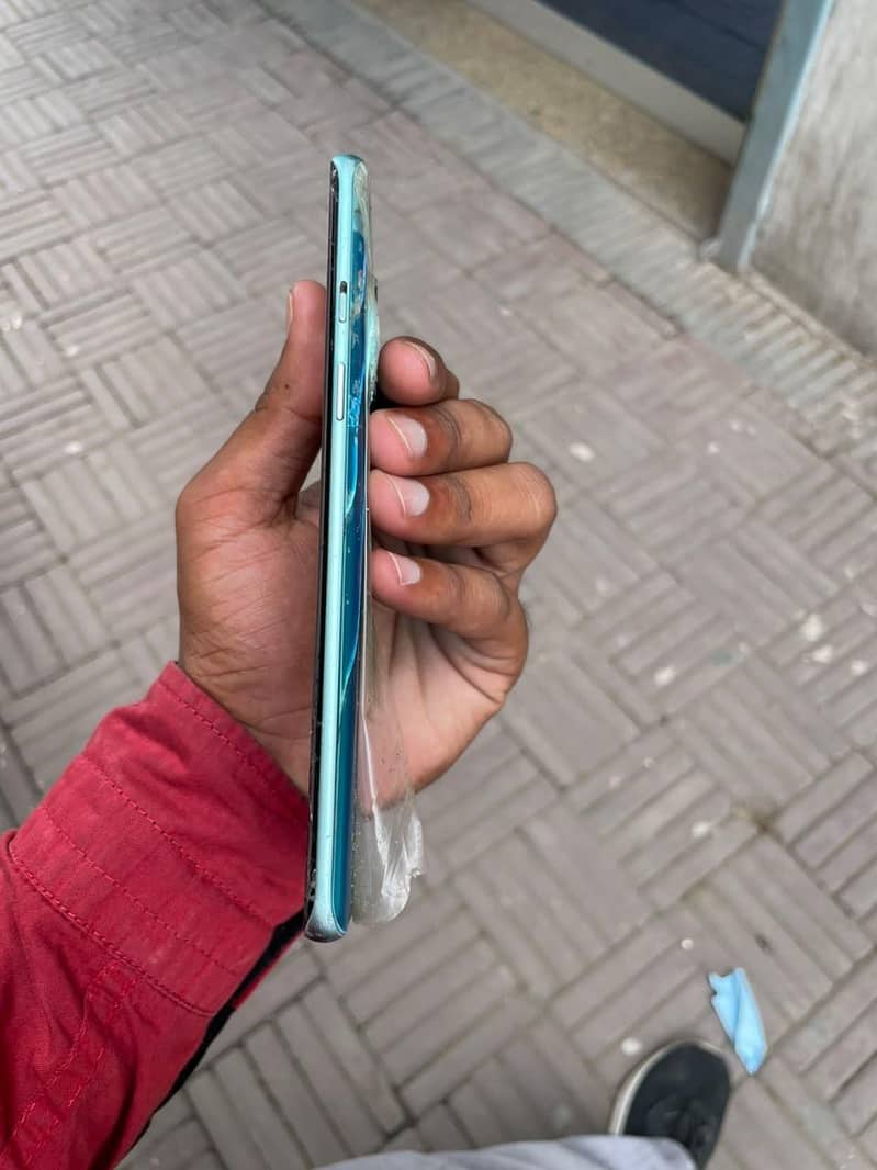 One Plus 8 5