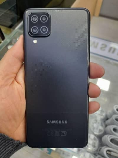Samsung galaxy a12