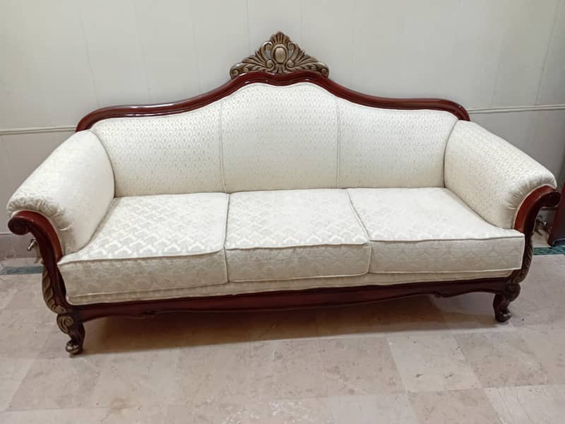 Chinioti sheesham sofa 0