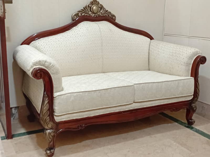 Chinioti sheesham sofa 1