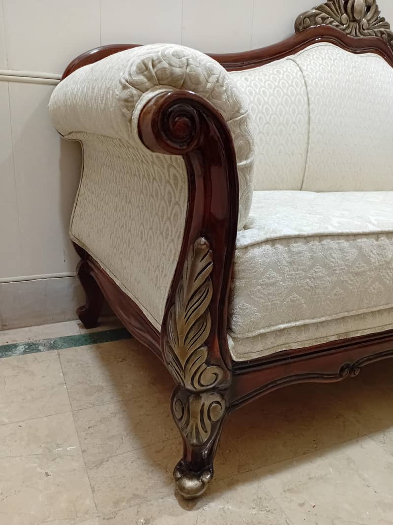 Chinioti sheesham sofa 2