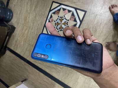 Infinix Hot 8