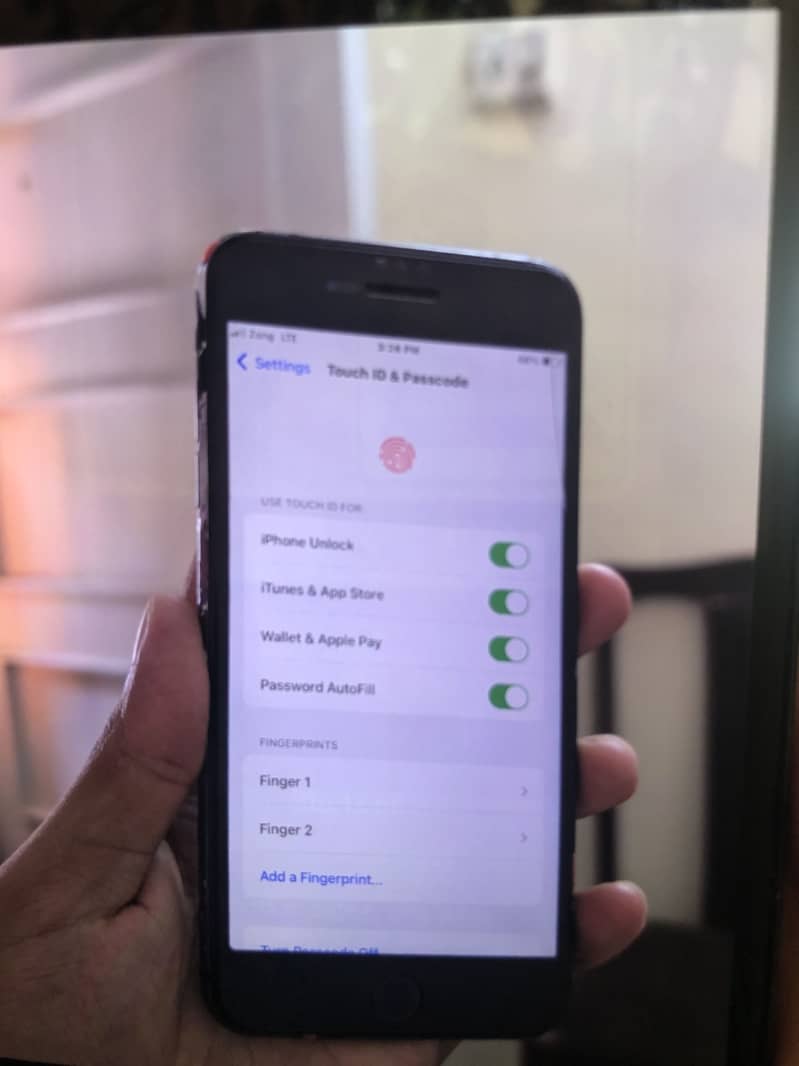Apple iPhone 8 Plus 2