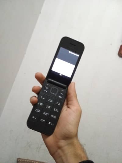 Nokia 2720 Flip