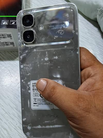 infinix smart 20.4+4/128