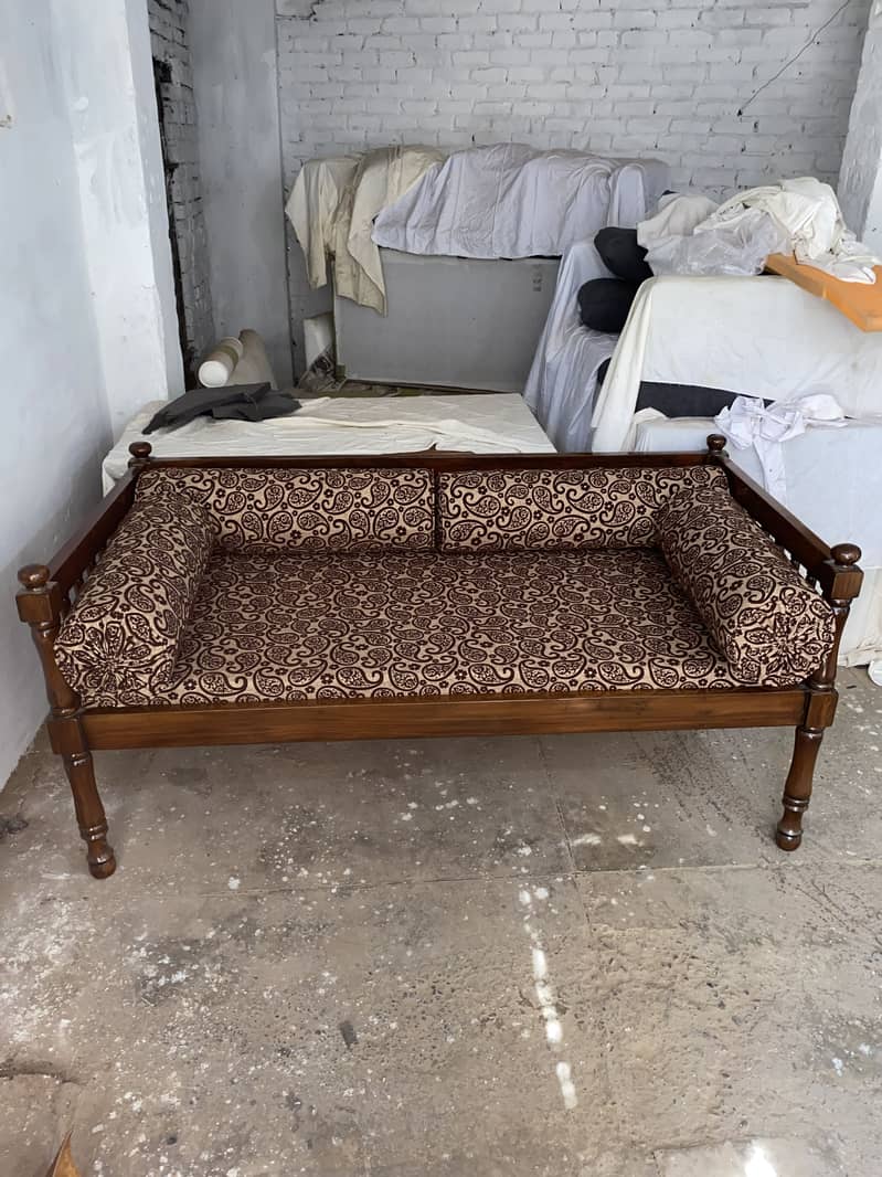 Sofa Sethi 0