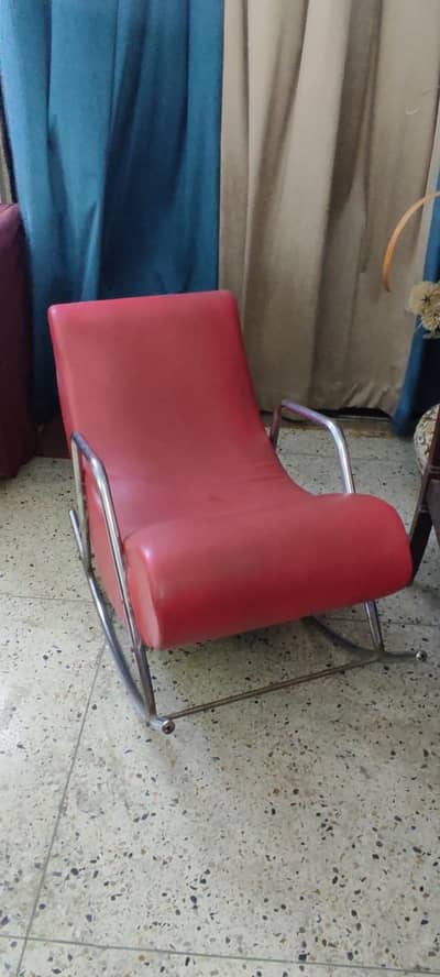 Swinging chair
