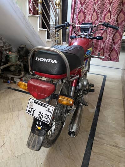 HONDA CD70 21 modal