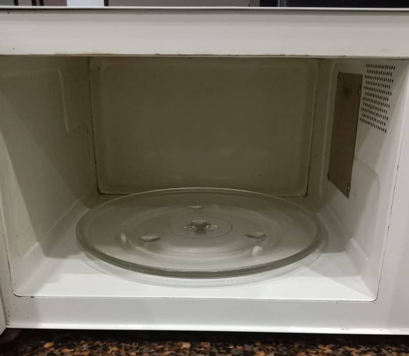 Microwave 1