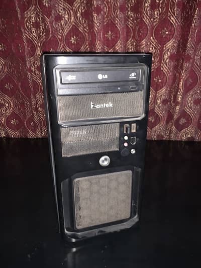 gaming pc i5 4th gen  2gb grapic card 20gb ram 128gb ssd 320gb hdd