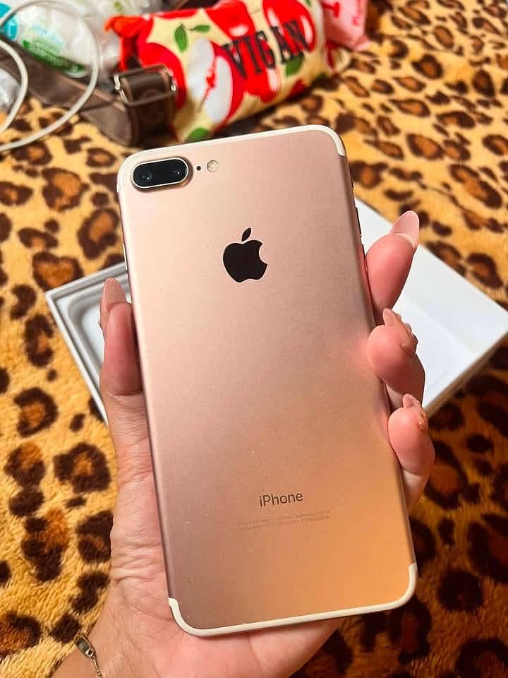 Apple iPhone 7 Plus 0