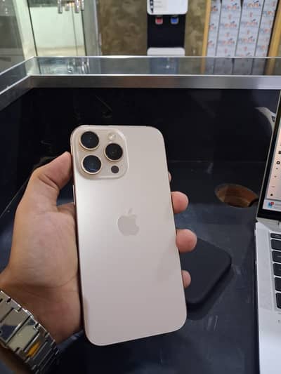 Apple iPhone 16 Pro Max JV