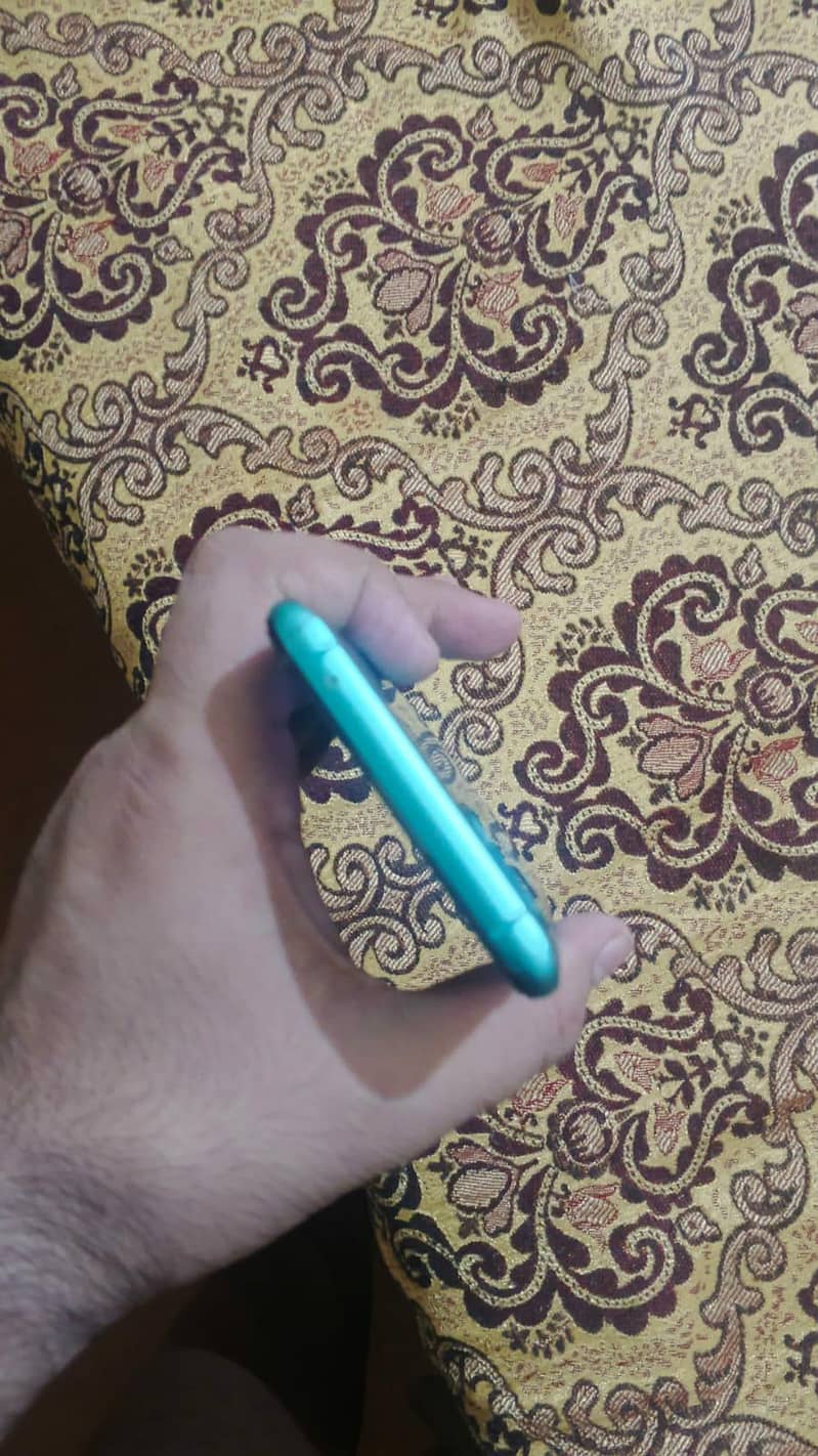 One Plus 8T 4