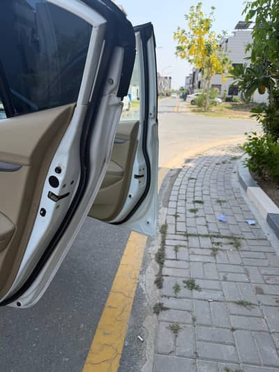 Honda City Aspire 1.5 Model 2017(Automatic)