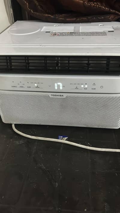 brand Toshiba