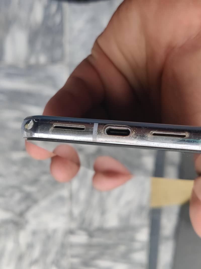 Google Pixel 8 Pro 2