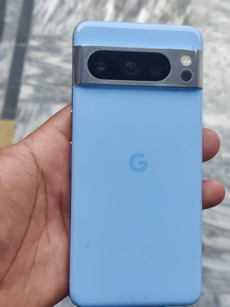 Google Pixel 8 Pro 6