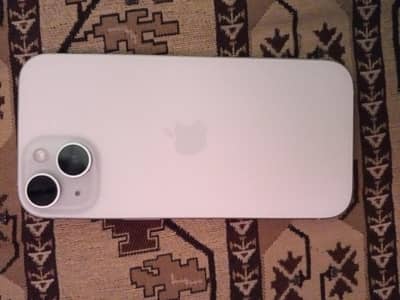 Apple iPhone 15