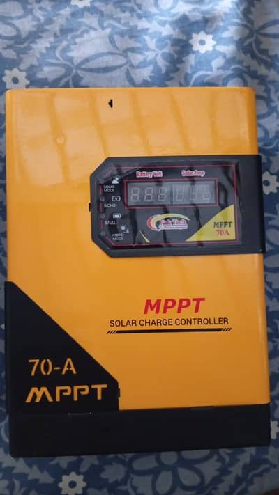 MPPT 70A Sollar Charge Controller