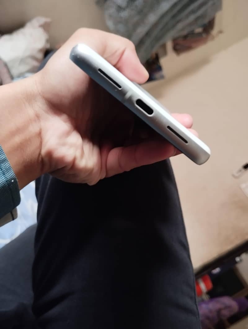 Google Pixel 7 5