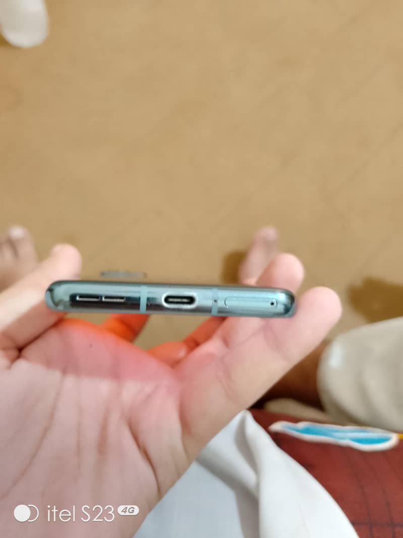 One Plus 9 Pro 4