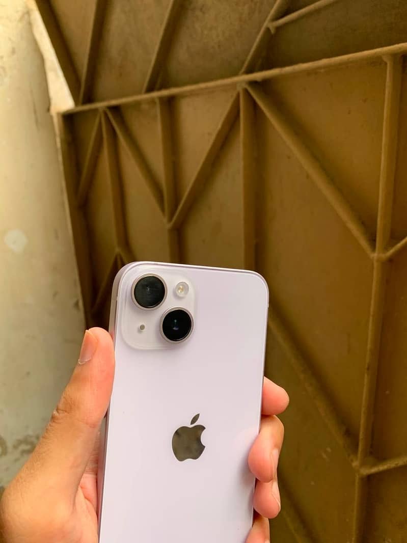 Apple iPhone 14 0