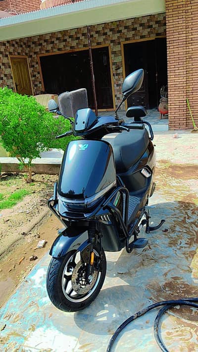 new scooty ha bilkul fresh 0306//7400//457