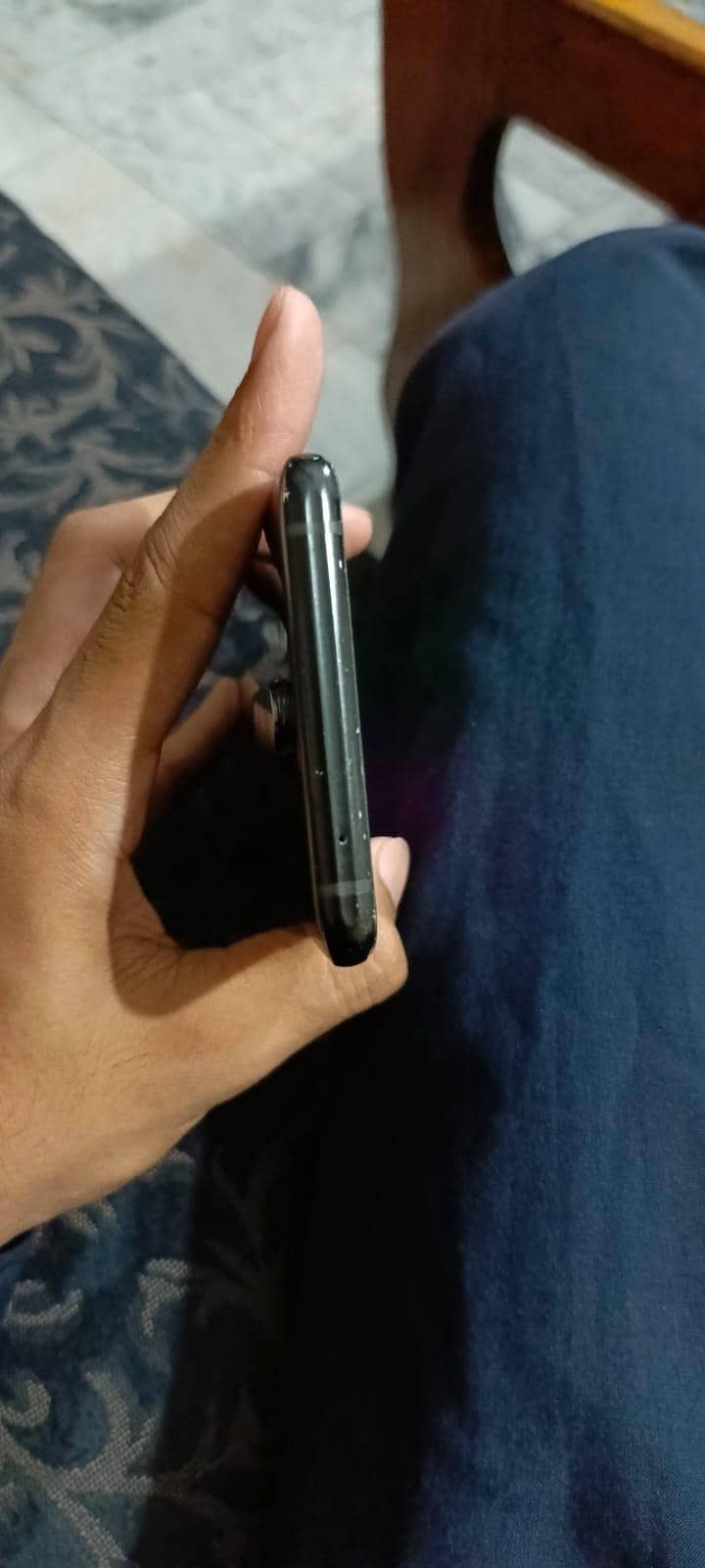 One Plus 8 Pro 5