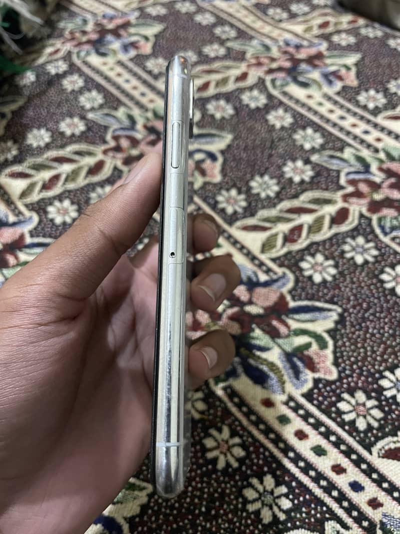 iPhone X 2