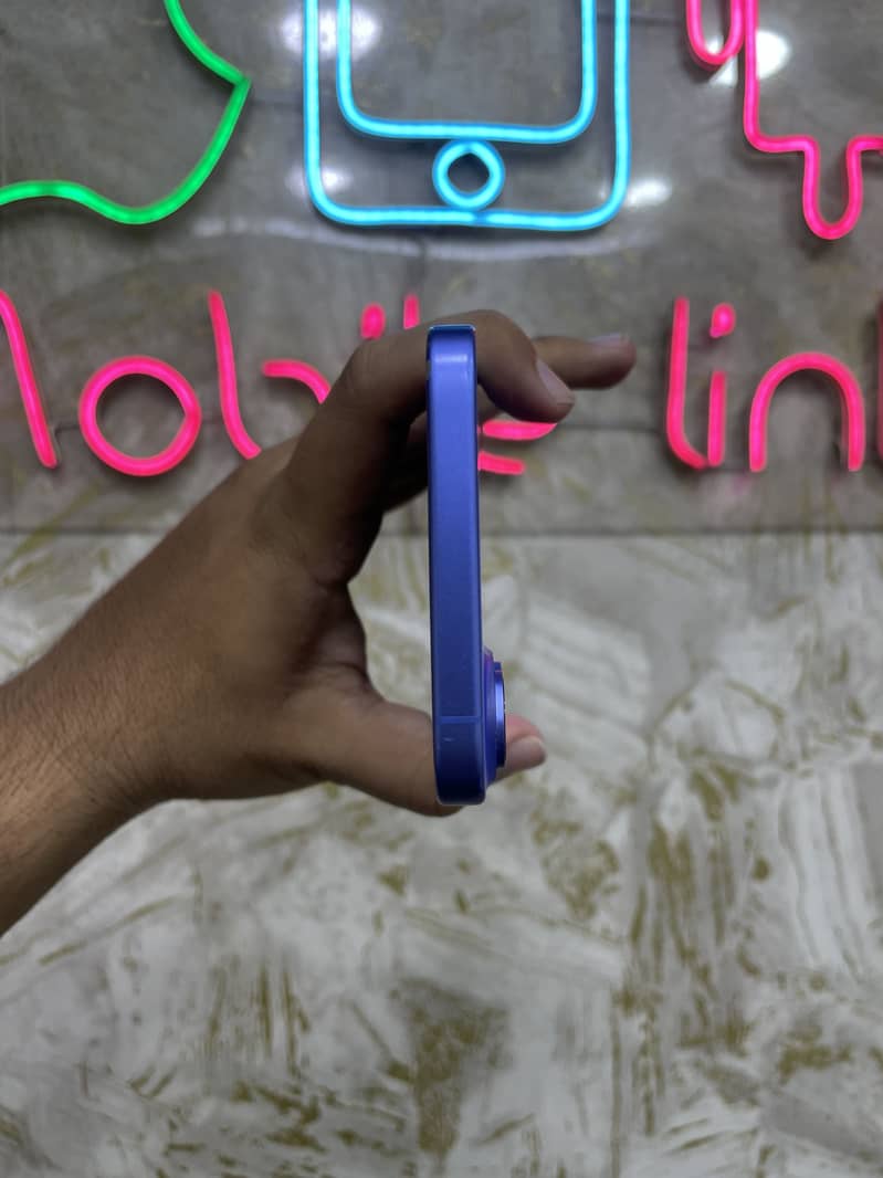 Apple iPhone 16 Plus 5