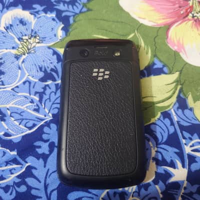 Blackberry Bold 2 9700 PTA Approved Better than Apple Samsung Nokia