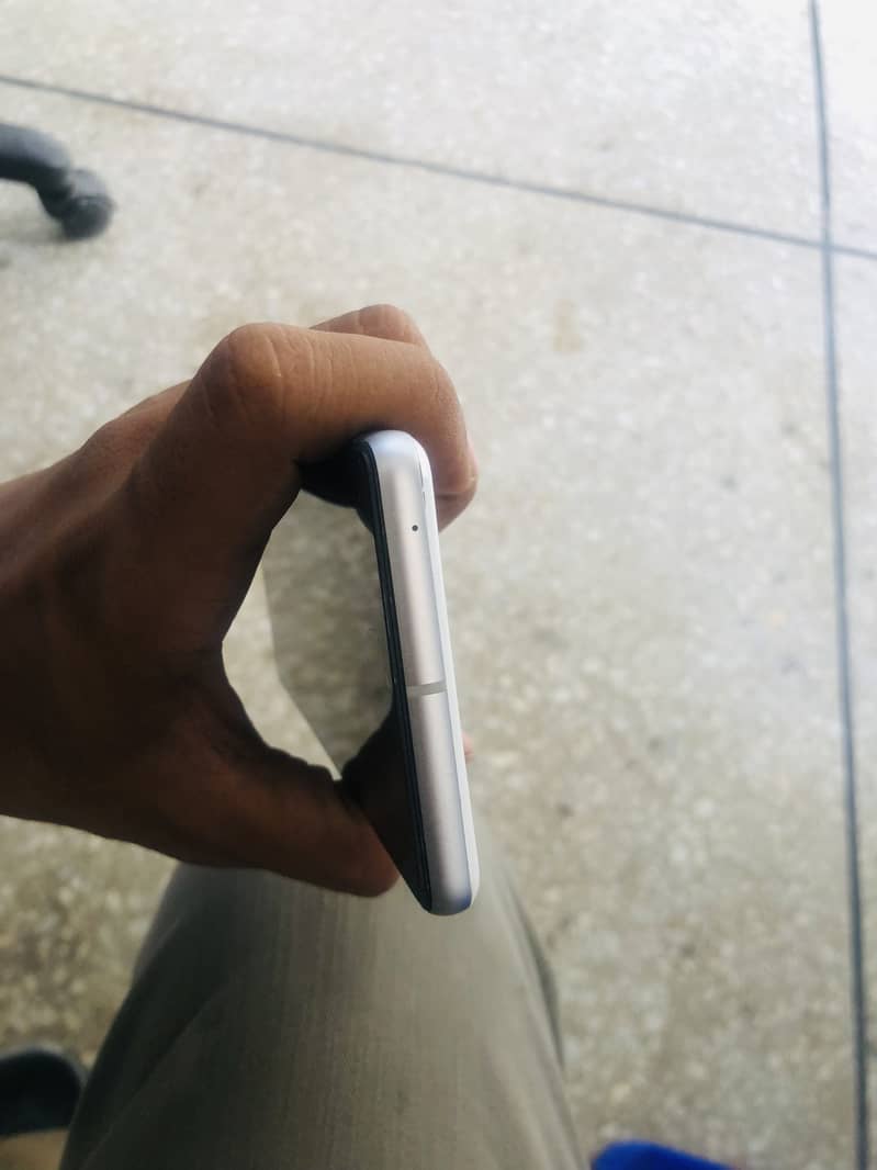 Google Pixel 7 3