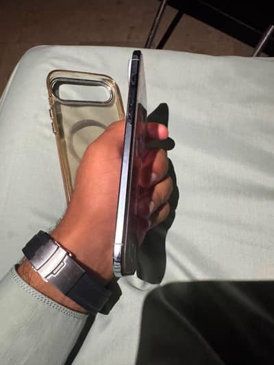 Apple iPhone 17 Air jv